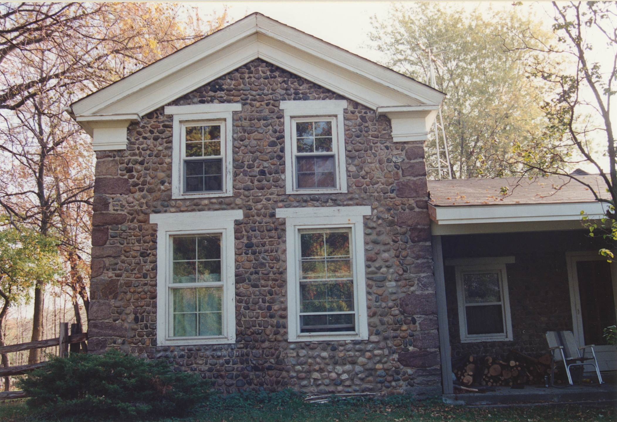 Ros-1 7980 Hickory Ridge Trail 1